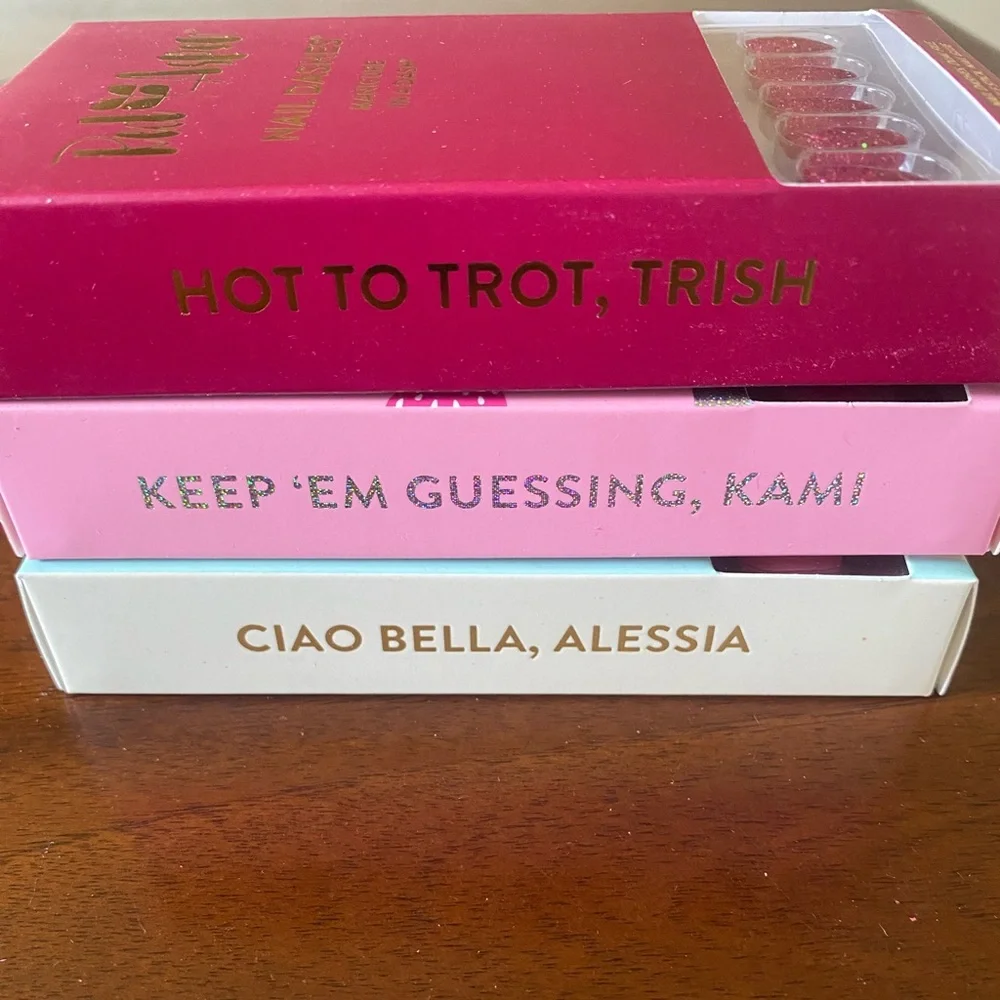 Nail Dashes, 3 sets. Brand new in boxes. - Picture 5 of 5